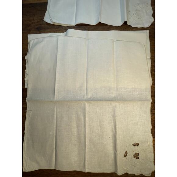 Lot of 4 vintage Hankerchiefs - Picture 7 of 16